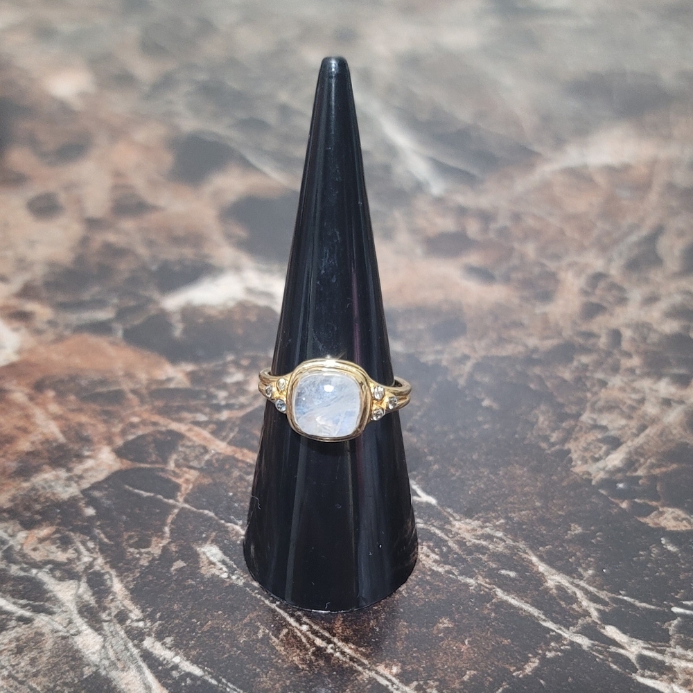 (SOLD) Elegant Gold Moonstone Ring